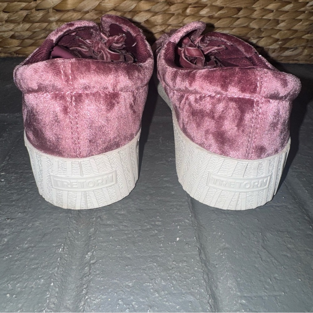Tretorn Nylite Bold Shoes Women 7.5 Mauve Crushed Velvet Platform Lace Up Casual - Picture 5 of 13